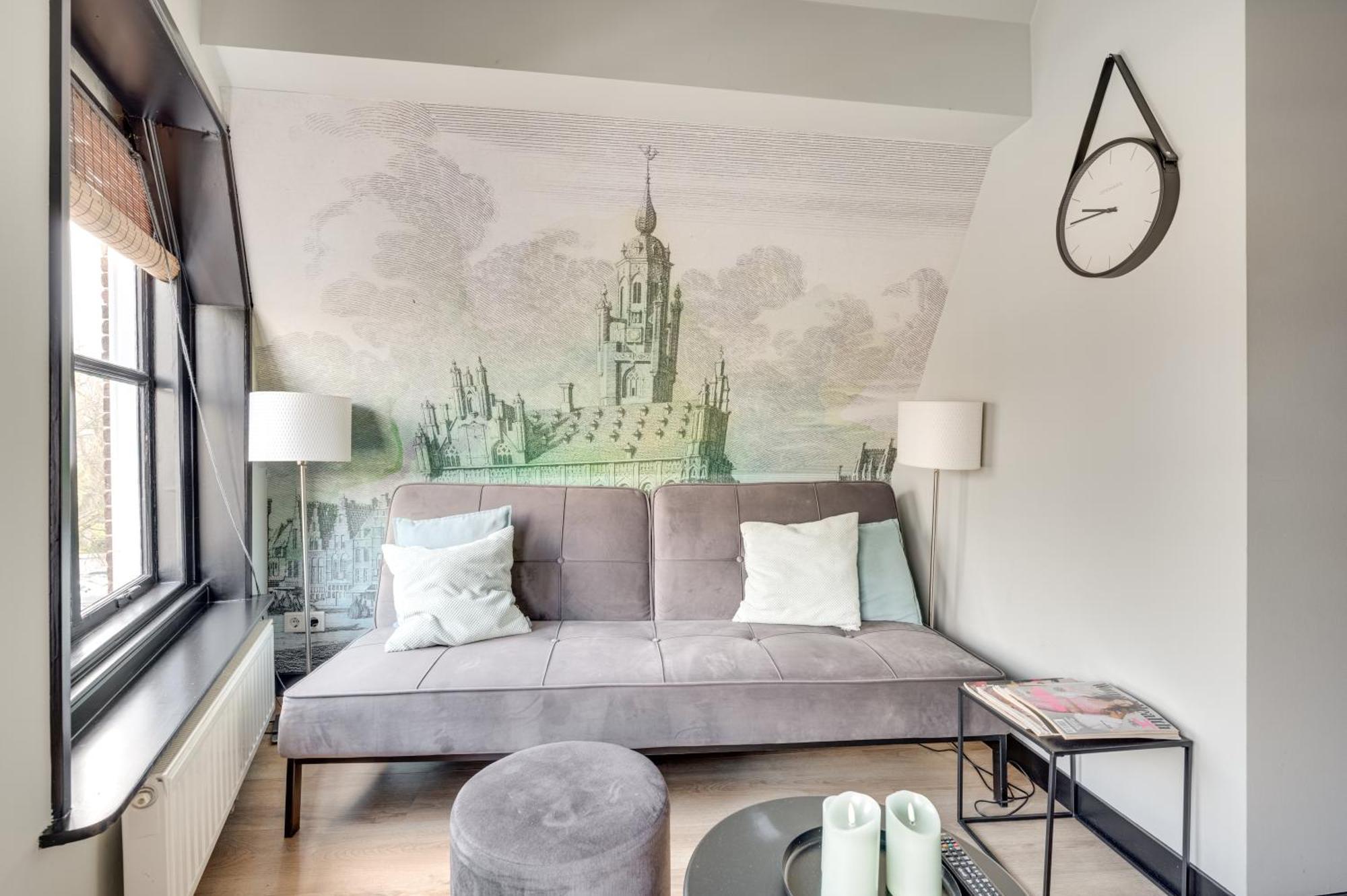 The Dam Apartment *